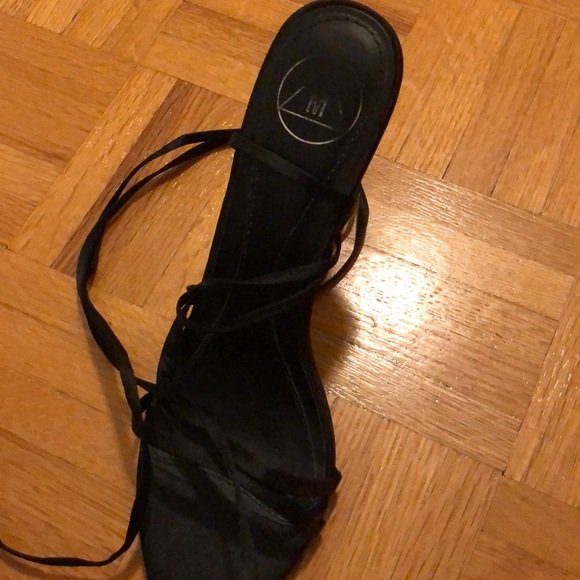 Lace up heels - Picture 4 of 7